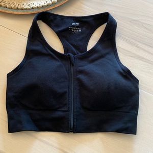 Pro fit sports bra size large